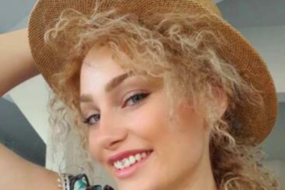 INFLUENSERKA DIJANA JE IZNENADA PREMINULA U 23. GODINI! Reči njenog oca slamaju srce (FOTO)