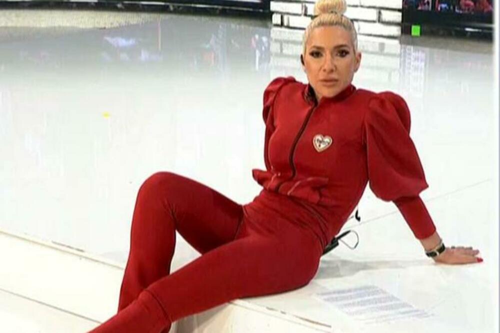 OTKRIVENO KO JE OSOBA KOJA JE PRETILA I UZNEMIRAVALA JOVANU JEREMIĆ: Sada je sve jasno, POLICIJA REAGOVALA!