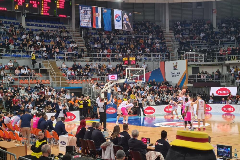 MEGA ZAKAZALA DUEL SA ZVEZDOM! Jovanovićevi puleni bolji od Borca!