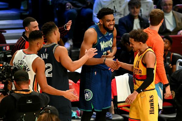 ISTORIJA ISPISANA U KLIVLENDU! Centar pobedio u brzom šutiranju trojki! (VIDEO/FOTO)