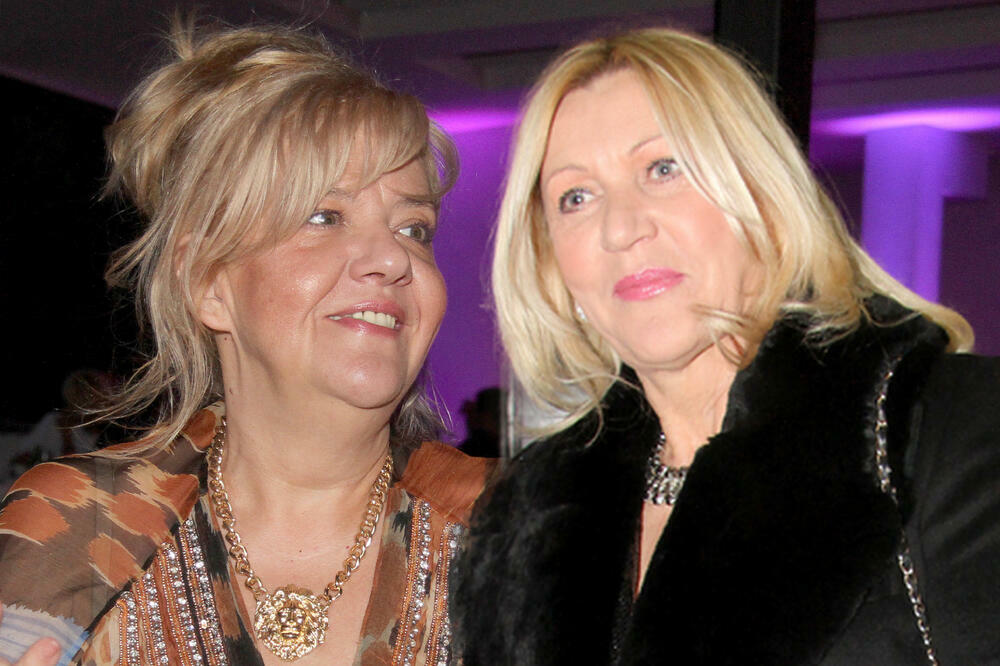 OD OVOGA SUZE KRENU SAME DA LIJU: Deca PREMINULIH DAMA objavili BITNU STVAR, UJEDINILI SU SE!