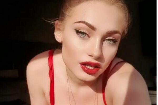 INFLUENSERKA (23) KOJA JE TRAGIČNO PREMINULA JE RODOM IZ POŽEGE: Ovako je Dijana pričala o Srbima (VIDEO)