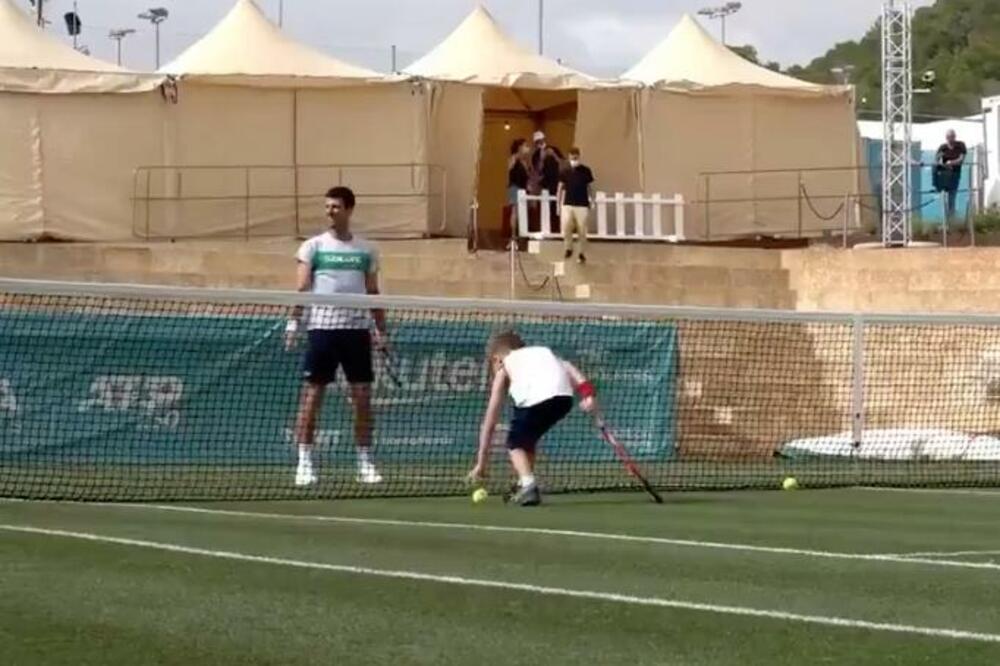 OVAKO NOVAK ĐOKOVIĆ VASPITAVA SVOJU DECU: "Trenutno se to dešava" (VIDEO)