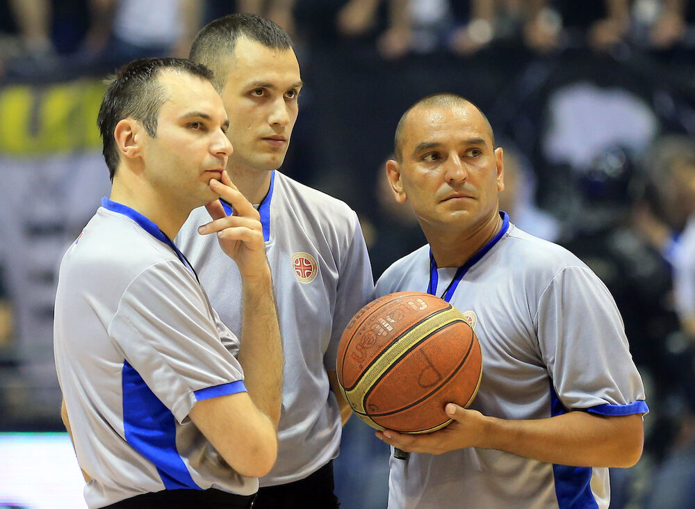 Ilija Belošević, Uroš Obrknežević, Uroš Nikolić košarkaški sudija