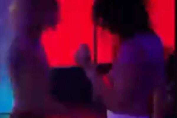 GLUMICA ZAPLESALA OKO ŠIPKE! Proslavila 30. rođendan, a ovim potezom ŠOKIRALA sve!