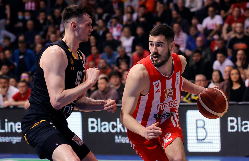 Nikola Kalinić na meču sa Partizanom