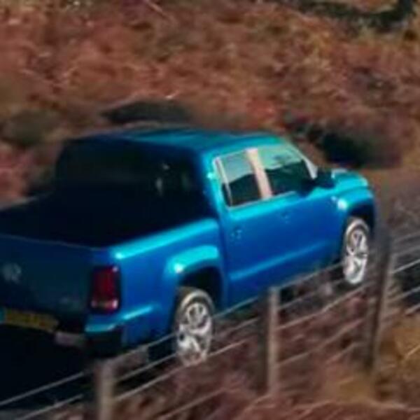 OBJAVLJENI DETALJNI PRIKAZI NOVOG VOLKSWAGENOVOG PICK-UP MODELA: Bacite pogled na Amarok sa svih strana! (VIDEO)