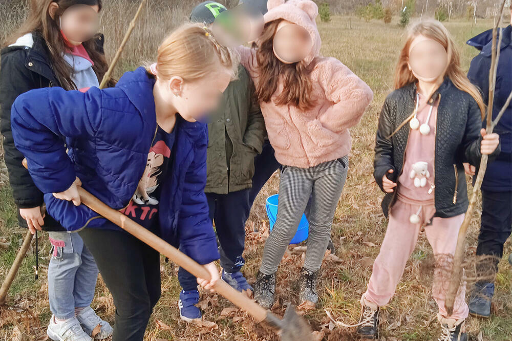 Trećaci OŠ „Petar Kočić“ u Ljukovu ekolozi za primer: Ovako se voli priroda od malih nogu!