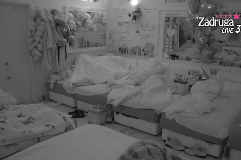 DALILA I CAR AKCIJALI, ON DAO PO GASU! IZ PRVE U PETU, Filip pokazao kakav je MAJSTOR U KREVETU! (VIDEO 18+)