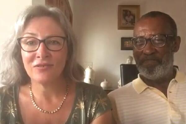 OTIŠAO JE OD NJE BEZ OBJAŠNJENJA! Posle 39 godina pronašao je na Fejsbuku i sasuo joj ISTINU, ostala je u ŠOKU