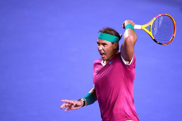 JELENA SVIĐNULA NADALOVU FOTOGRAFIJU! (FOTO)