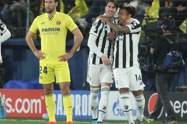 SVI PIŠU O VLAHOVIĆU! Srbin se našao na naslovnim stranama najuticajnijih italijanskih medija! (FOTO)