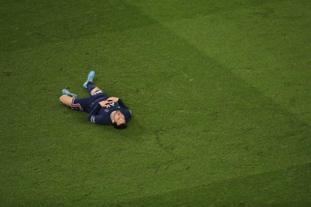 FRANCUZI SANKCIONIŠU RUSE!