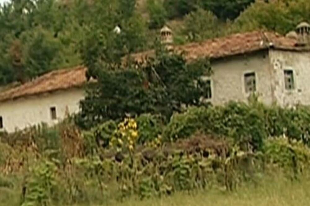 Potresna ISPOVEST Srpkinje čiji je muž odveden u ZLOGLASNU “žutu kuću”