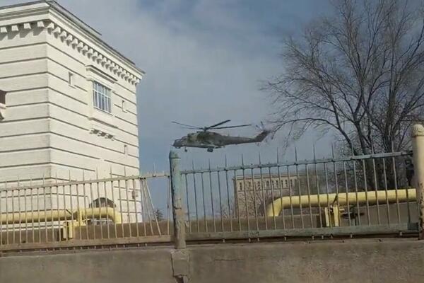 RUSIJA ZAPOČELA DRUGU FAZU INVAZIJE? Paralelno sa TENKOVIMA u akciju uključeni i BORBENI helikopteri! (VIDEO)