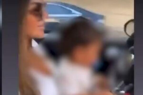 SRPKA BLOGERKA DALA SINU OD 2 GODINE DA VOZI AUTO: Javnost potpuno zgrožena!
