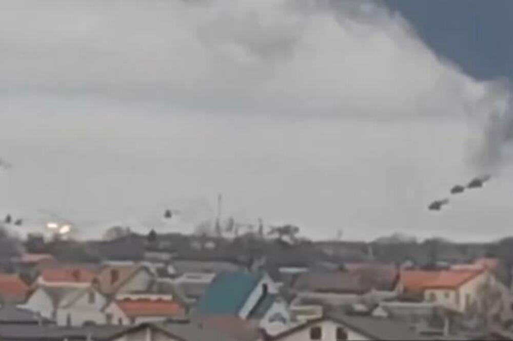 HITNO SE OGLASILI UKRAJINCI: Tvrde da je OZBILJNA SILA krenula IZ BELORUSIJE!