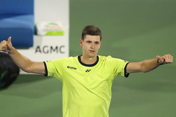 BILO JE LAKŠE OD OČEKIVANOG: Hurkač u dva seta savladao Sinera i plasirao se u polufinale!