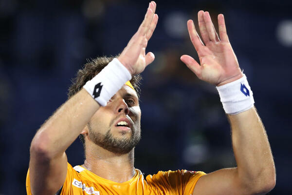 ČUDO U DUBAIJU! Pobedio Đokovića, pa režirao još jednu senzaciju!