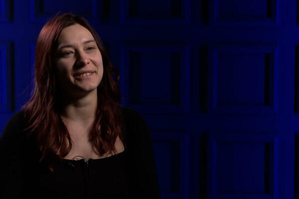 ZADRŽALA JE SAMO CRVENU KOSU: Učesnica Bara Dejana Deletić iz perioda kada je bila devojčurak, teško bi je POZNALI!