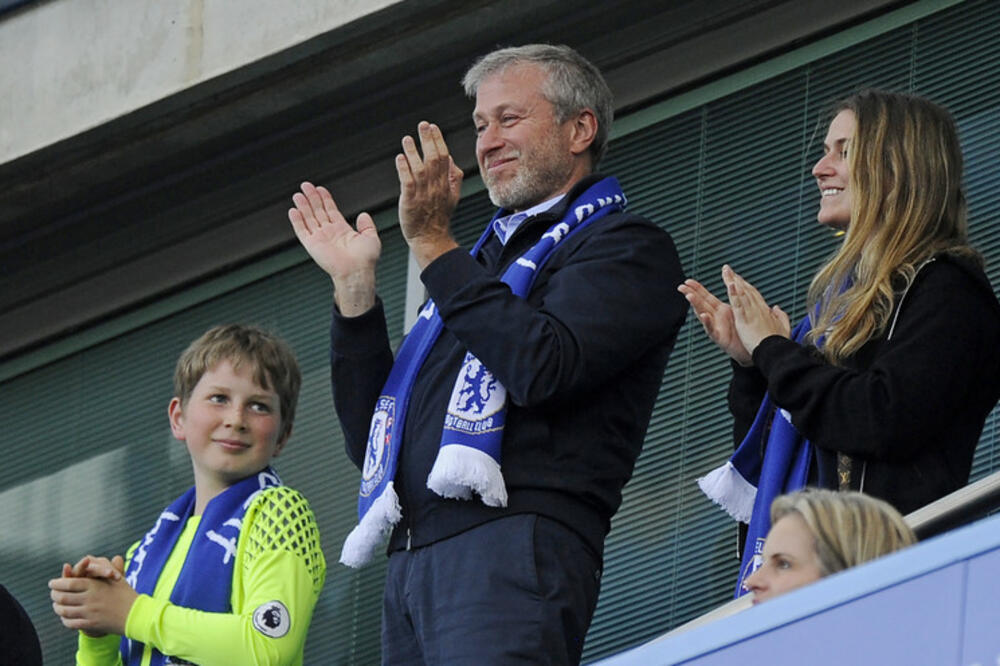 PAKLENA ČETVORKA U TRCI ZA ČELSI! Mekgregor ima jaku konkurenciju, evo ko je u igri da nasledi Abramoviča!