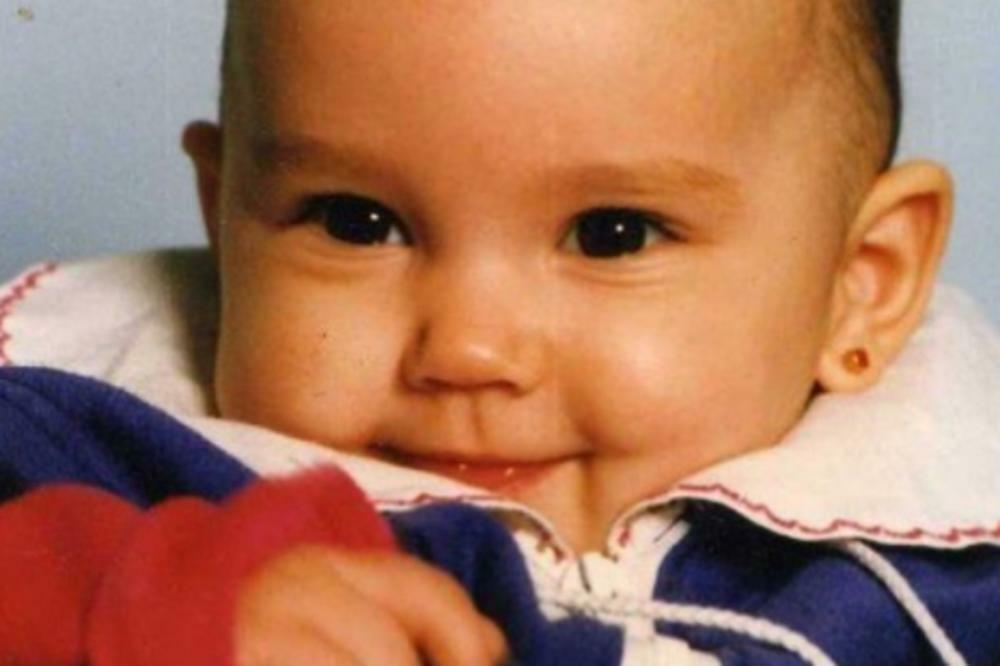 OVA DEVOJČICA JE DANAS VELIKA ZVEZDA, UDATA JE ZA SINA BOGATAŠA I MOĆNIKA: Da li možete da je prepoznate?