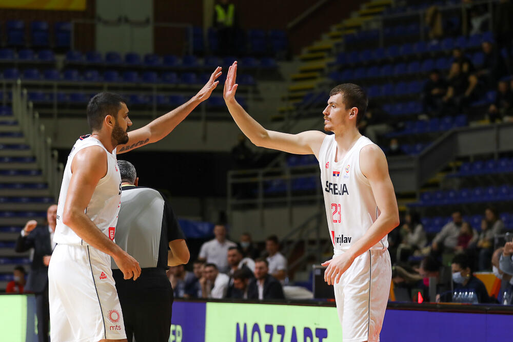 ŠOK! Reprezentativcu Srbije se sprema OTKAZ na startu sezone!