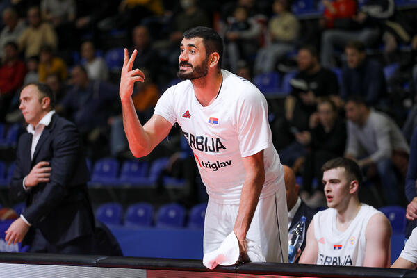 ZBOG OVOG SNIMKA JE JAGODIĆ-KURIDŽA MILJENIK PUBLIKE! Izabrao Srbiju ispred Hrvatske i čekao godinama! (VIDEO)