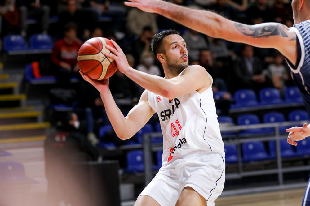 SRBIJA RUTINSKI SA SLOVAČKOM! Uspeo popravni ispit ranjenih "orlova"! (FOTO)