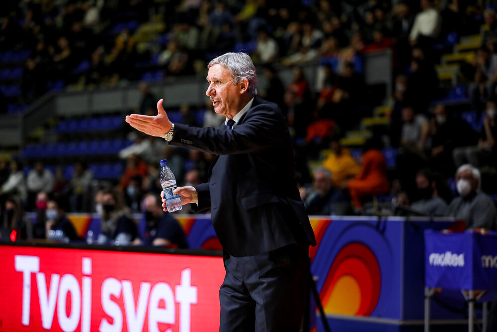 Košarkaška reprezentacija Srbije, Svetislav Pešić