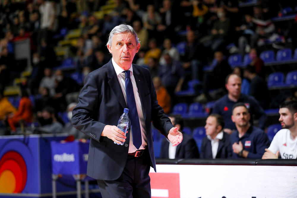 Košarkaška reprezentacija Srbije, Svetislav Pešić