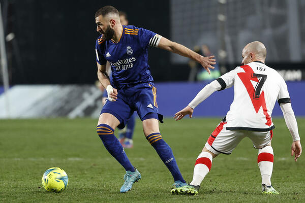 BENZEMA DONEO MNOGO RADOSTI REALU: Madriđani uspeli da na kraju slave protiv Rajo Valjekana, Jović presedeo!