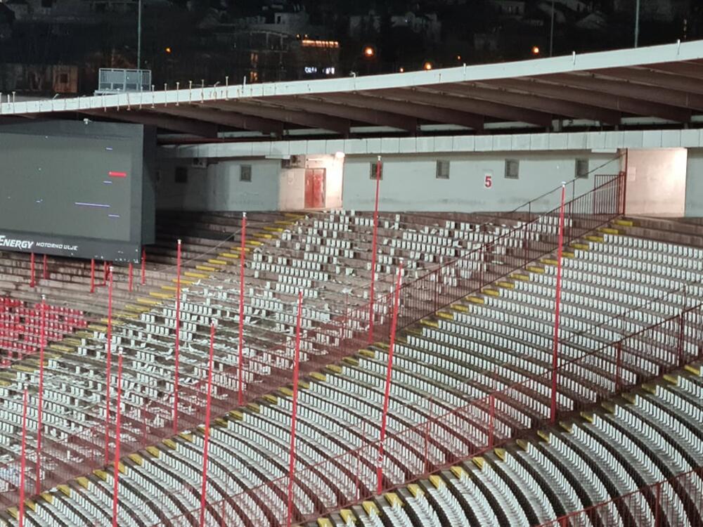 Tribina gde su bili navijači Partizana