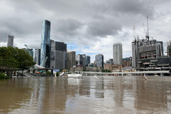 VANREDNA SITUACIJA U AUSTRALIJI: 200.000 ljudi treba da se evakuiše zbog poplava