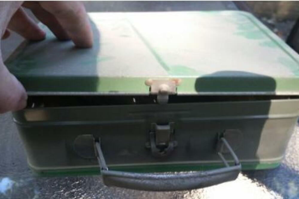 RENOVIRALI SU KUĆU, PA PRONAŠLI ŠOKANTNU STVAR U ZIDOVIMA: Zbog toga su sada jedni od NAJBOGATIJIH parova