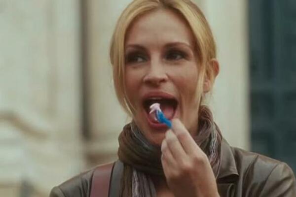 POZNATA GLUMICA TRPI OPTUŽBE DA SE NJENA SESTRA UBILA ZBOG NJE: Oproštajno pismo NIKAD nije dospelo u JAVNOST