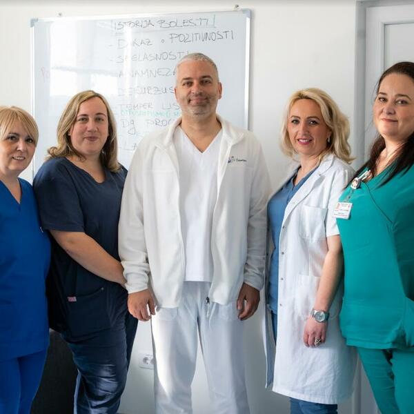 MEDICINSKA SESTRA IZ KOVID BOLNICE NOVI SAD: "Majka me pitala da li može da zagrli svoje dete poslednji put"