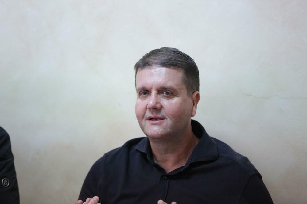 ŠARIĆEV ČOVEK OD POVERENJA PRVI NA LISTI: Sa Hrvatima švercovao kokain iz Južne Amerike, SVI SU NA OPTUŽNICI!