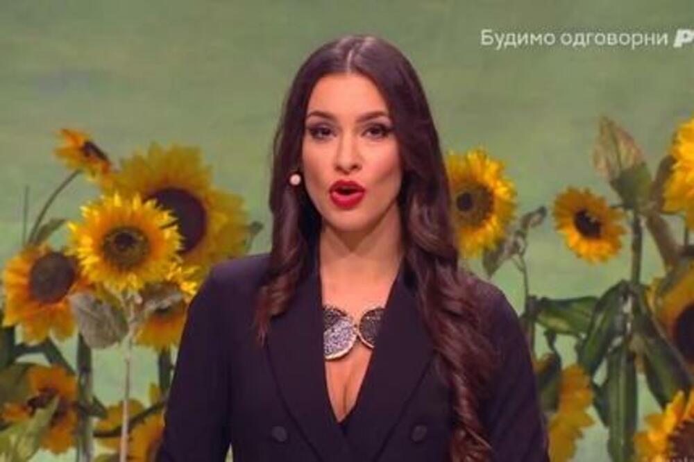 DRAGANA KOSJERINA U KUĆNOM IZDANJU: Od vrele poze SKAČE PRITISAK, ovakvu je ne znamo FOTO
