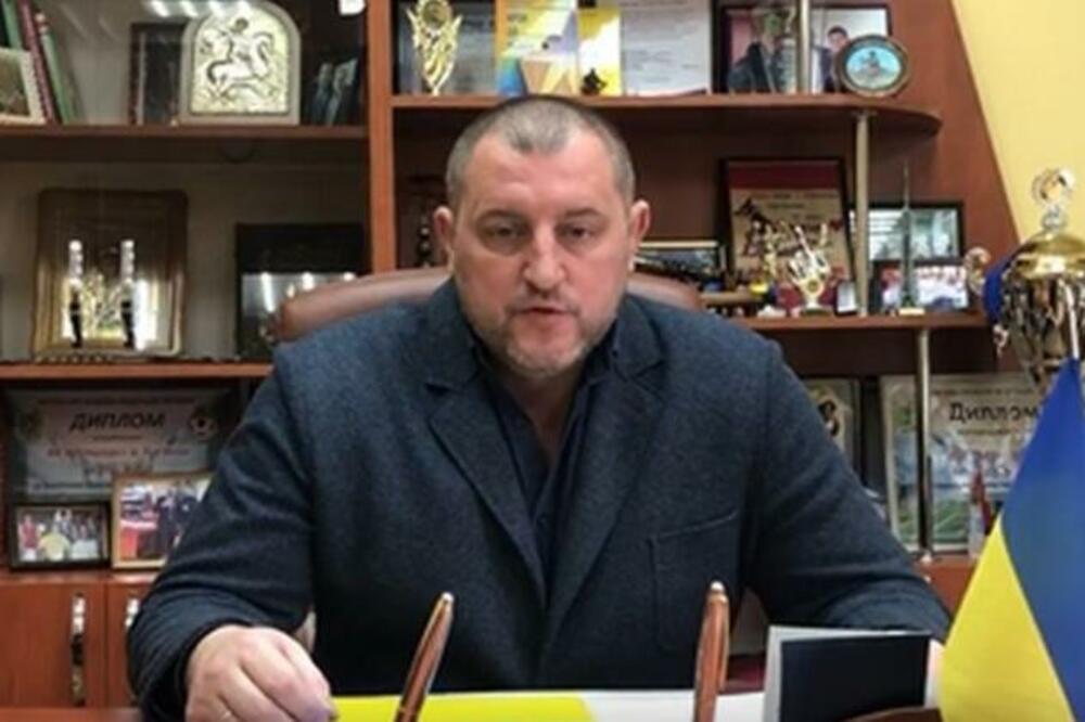 "MOLIM ZA RAZUMEVANJE": Oglasio se gradonačelnik Kupjanska, juče rekao da je grad pod kontrolom RUSKIH TRUPA!