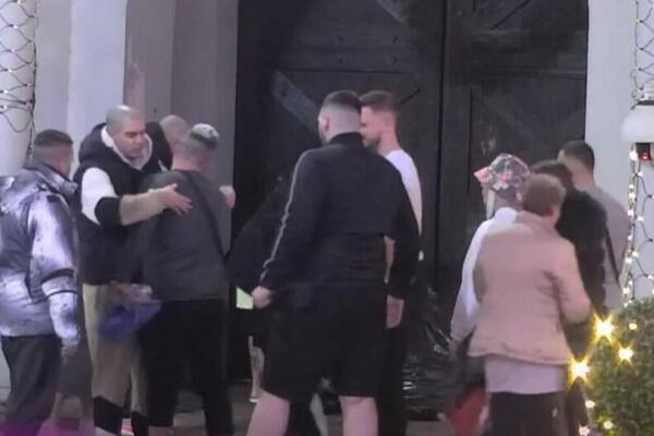 HOROR NOĆ U RIJALITIJU: Zadrugari završili u BOLNICI ZBOG POVREDA, ŠOKOVI!