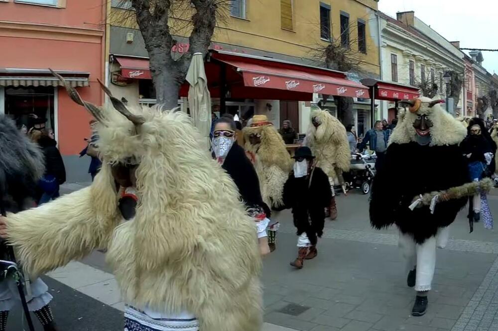 DANAS POČINJE BELA NEDELJA: U narednih 7 dana OVI OBIČAJI moraju da se poštuju! Evo šta sme da se JEDE, a šta NE!