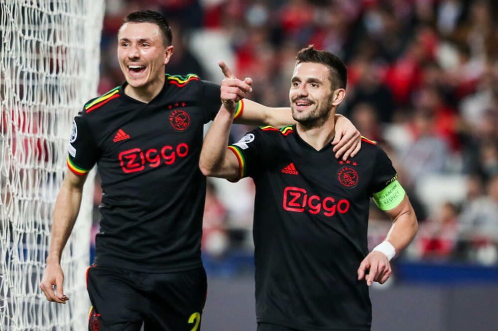 Stiven Beghajs i Dušan Tadić slave vodeći gol u Lisabonu