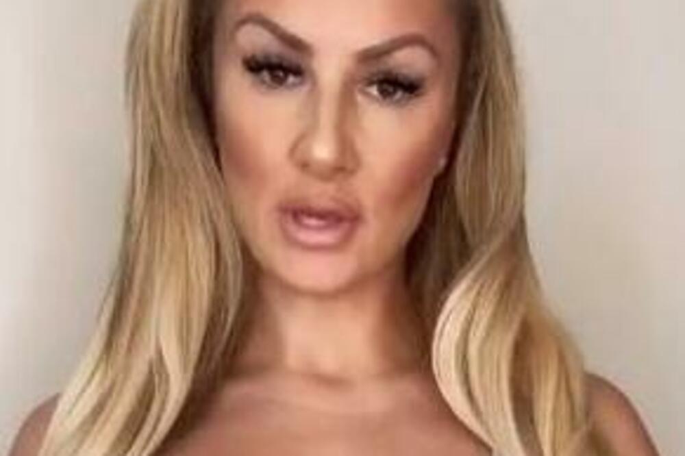 UČITELJICA OTKRILA SVOJ TALENAT I SADA GA POKAZUJE U "ONIM FILMOVIMA": Radi to zbog samo 1 STVARI, evo i koje