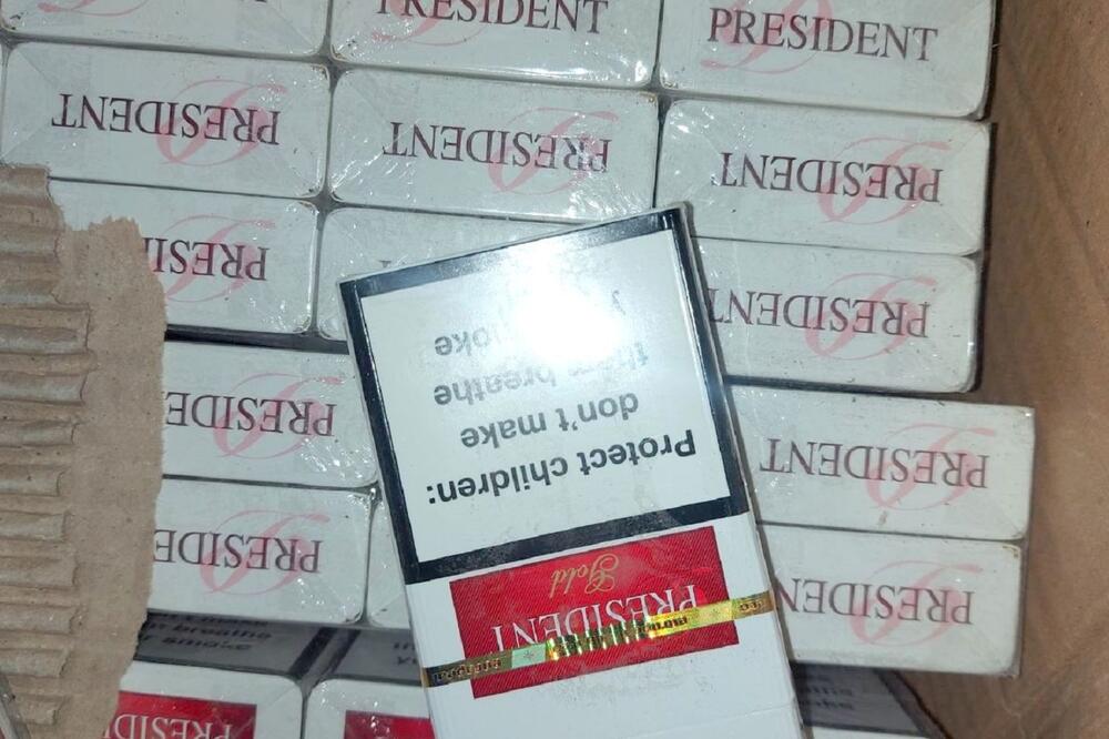 ZAPLENJEN TOVAR OD 15 MILIONA CIGARETA: Prevoznik pokušao OVAKO da prevari carinike i policiju! (FOTO)