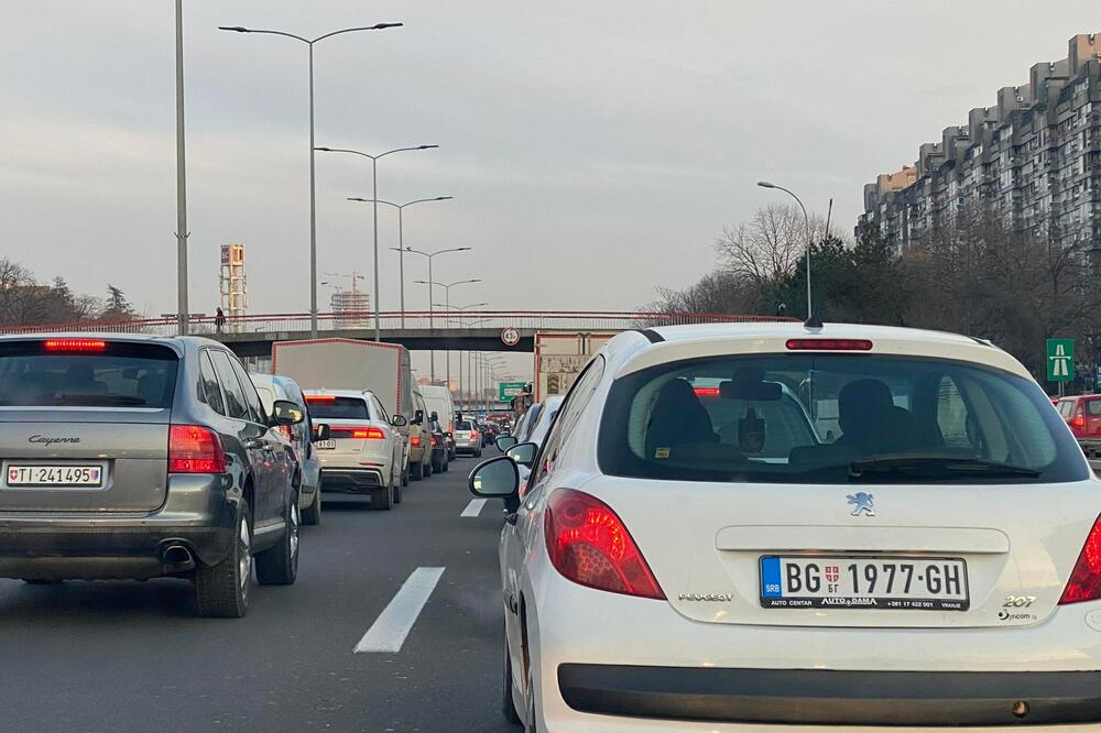 JEDNA ULICA U BEOGRADU DOBIJA DODATNU TRAKU U OBA SMERA! Gradonačelnik Šapić saopštio detalje