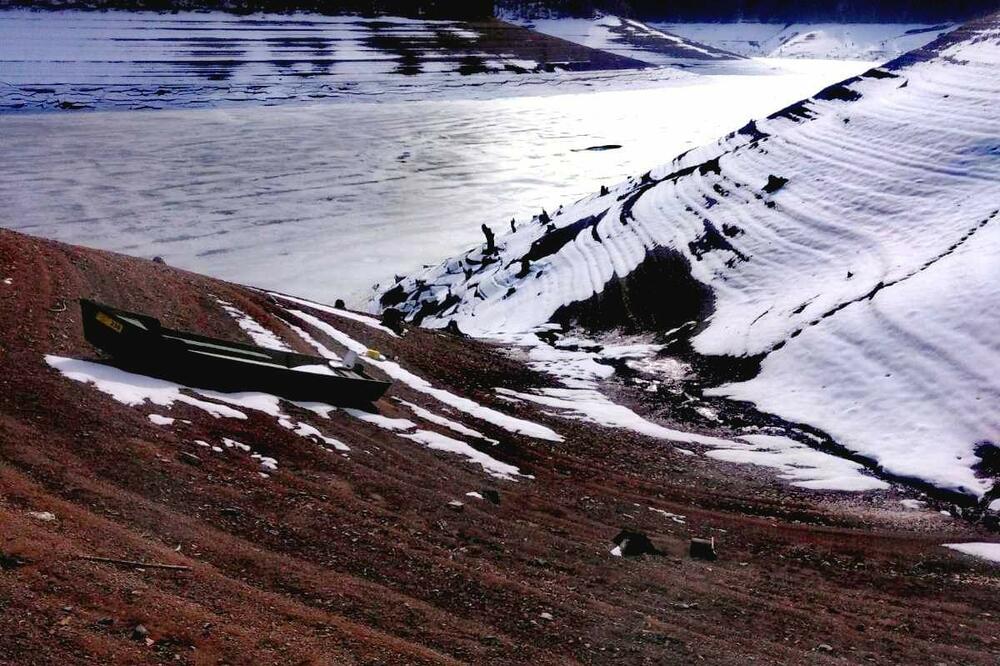 SABLASNI PRIZOR SA KOKINOG BRODA: Meštani u strahu, ovo se desilo i pre pet godina (FOTO)