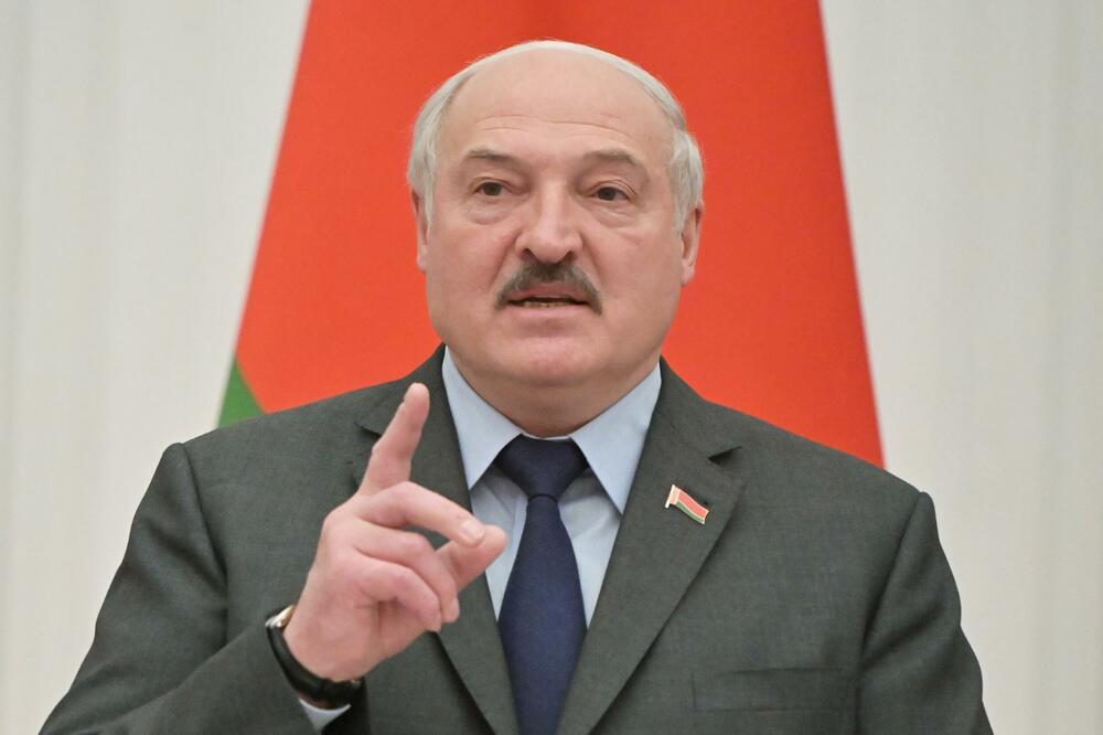 "U SUPROTNOM JE NEIZBEŽNO UNIŠTENJE UKRAJINE": Lukašenko upozorio Kijev da hitno započne PREGOVORE sa Rusijom