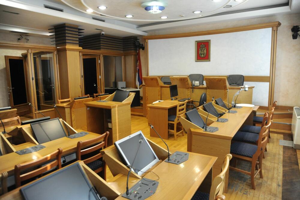 PREDSEDNICA PREKRŠAJNOG SUDA U KRALJEVU IDE U ZATVOR: Stigla presuda zbog primanja MITA!