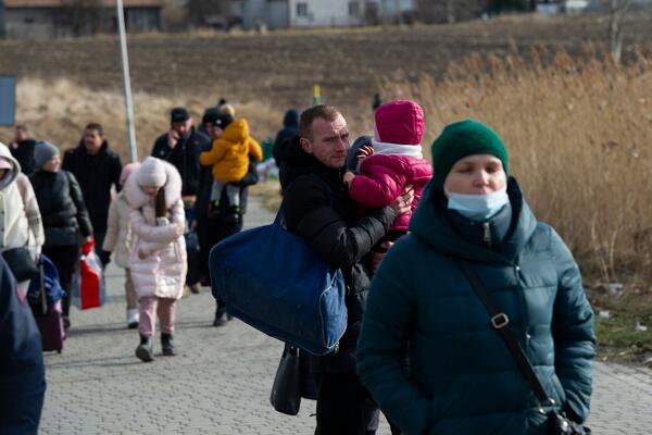 PORAŽAVAJUĆI PODACI! Više od 2 miliona ljudi pobeglo iz Ukrajine u ovu evropsku zemlju